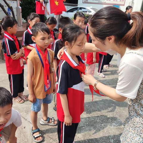 “践行二十大 童心永向党”庆六一系列活动         林溪镇平铺小学