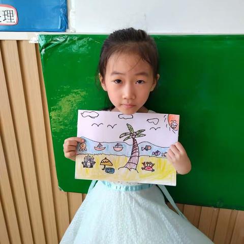 东方红幼儿园大大1班一一清爽夏日的美好时光