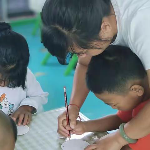 ［班级动态］双江自治县花蕊幼儿园大一班手工活动——祥云配