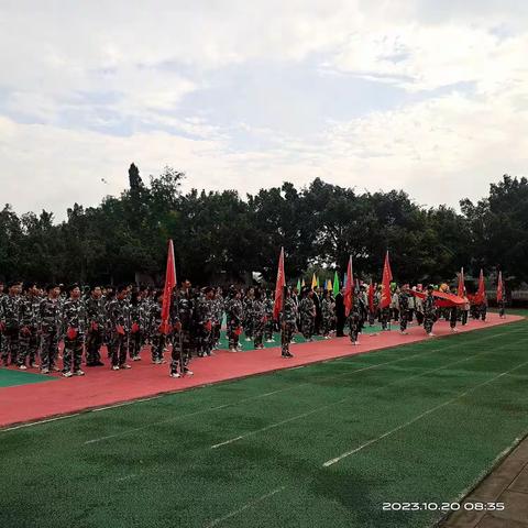 家校共参与，军校健儿展风采——马溪中学第20届田径运动会