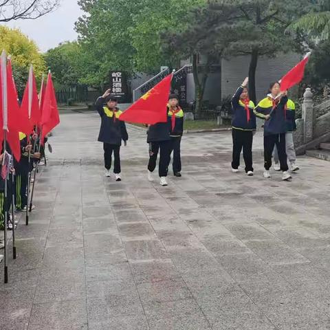 邢台市张村小学研学实践教育活动—探造化神功   访奇洞美景