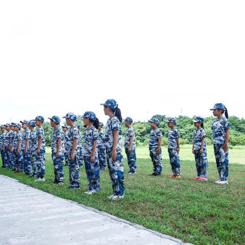 夏令营 |【全军出击】“磨砺意志，健全人格，锻炼体魄”小小特种兵四天三夜军事夏令营（优贝教育）