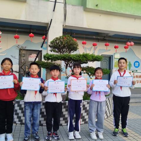 多才多艺展风采，载誉而归传佳绩