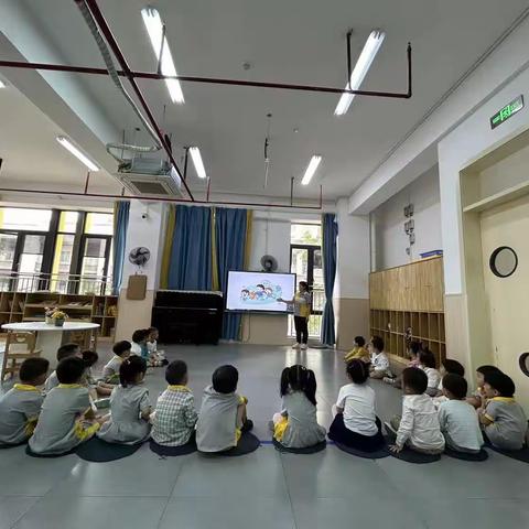 【海口市博义幼儿园】小二班安全美篇《不在教室里乱跑》