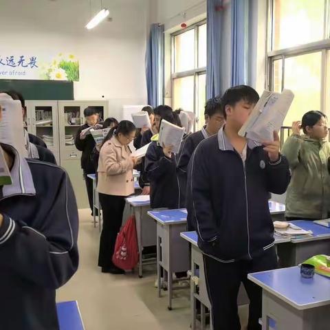 春暖花开 畅游书海｜安阳市安东新区第一高级中学世界读书日活动