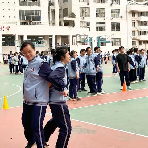 梧州市第一中学春季学期学生趣味运动会