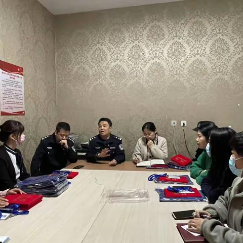 党建引领 多网融合 共驻共建——电子城街道万象春天社区召开第一次警社共治会议