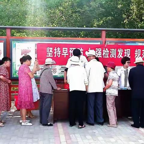 六十四团医院开展“世界肝炎日”宣传活动