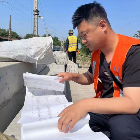 侯工最美——新任班长把活干