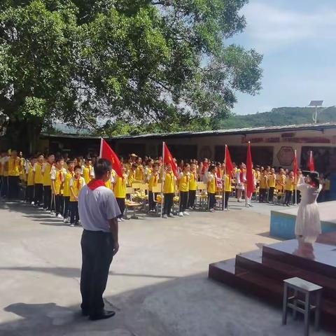 “学习二十大，争做好队员”一一灵山县平山镇灵家小学庆六一系列活动