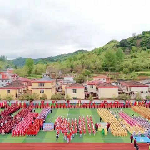 “感受运动 无限精彩”——徽县实验小学一年级十五班“银杏健康节”暨第十三届春季田径运动会