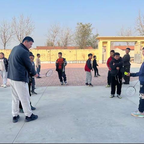 西古村小学—羽毛球比赛