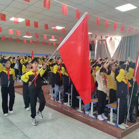 “喜迎建队日 争做好队员”——高陵区张卜中心小学2023年建队日主题系列活动