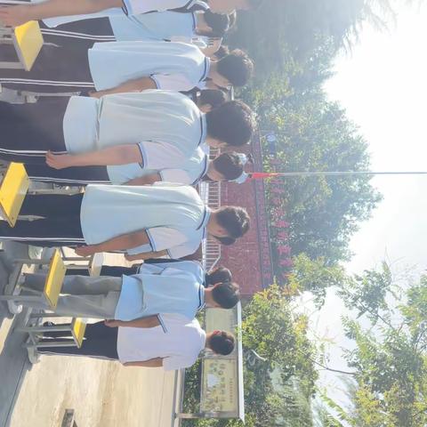 高山一中东区升国旗仪式暨新学期教育大会