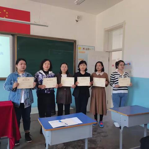 能力素质提升——鸡西市朝鲜族学校举行高中学考成绩分析暨高中教育教学工作经验交流座谈会