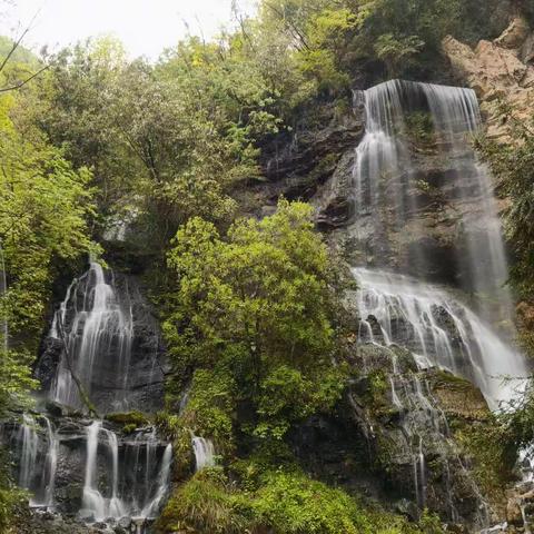 山水画卷天生桥