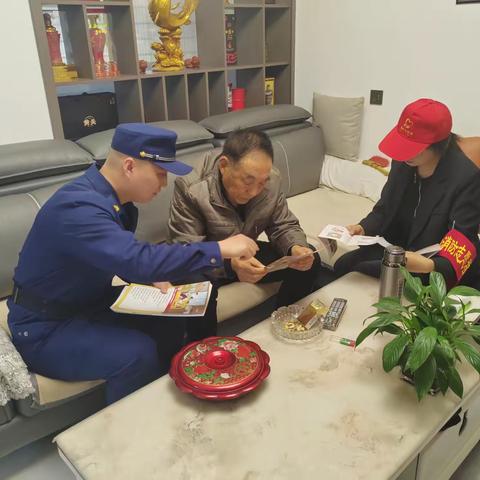 原点小型站携手消防志愿者深入农村开展消防安全宣传“敲门行动”
