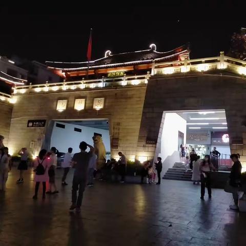 专家引领转观念，课改创新挑重担——兴业县2022年高考综合改革培训县二中高一英语学科组培训分享会