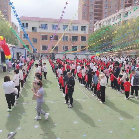 金宝贝童星第三幼儿园“运动悦童心健康伴我行”春季运动会