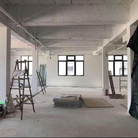 四川中路133号弦月窗施工进度20230326