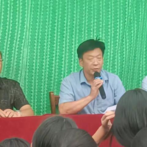 不忘初心，扬帆启航——大新中学2023--2024年度秋季开学典礼暨奖学金发放仪式