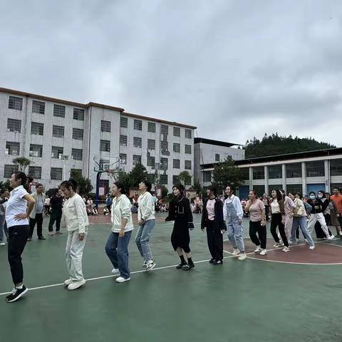 所城学校全体教职工工会团建暨教师心理健康活动