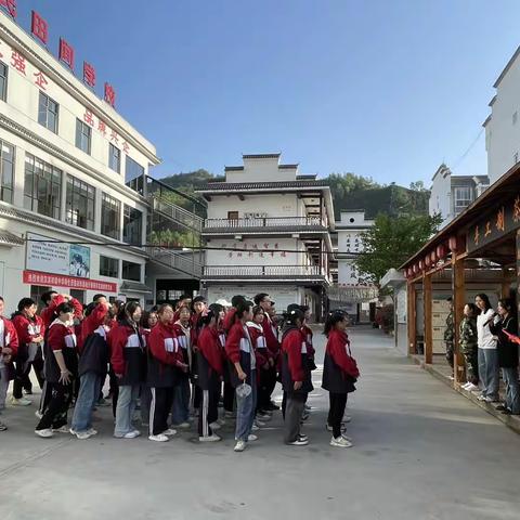 以茶润心，研学之旅——平利县城关初级中学八年级五班研学旅行活动