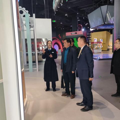 华龙区科协赴河南省科技馆考察学习
