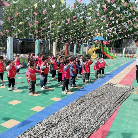 华山幼儿园每周日常