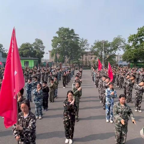 锤炼壮志少年心 踏上新征程——新程街小学教育集团总校六年级军训圆满结束！