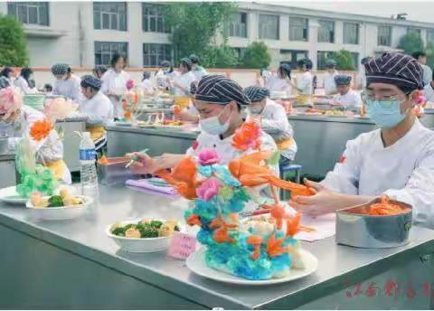 新余这所学校学生技能成果展上报纸啦~~~百余家长“评判”学习成果