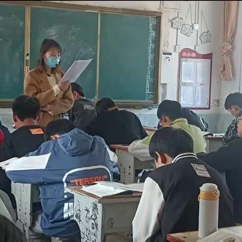 真情育人，诲人不倦——曹黄林镇初级中学教师张青