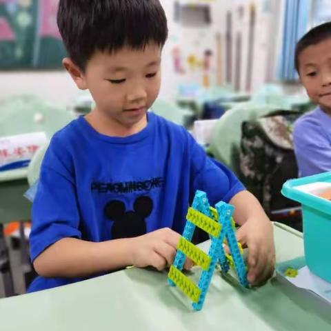 新乡学院附属中学一二年级机器人