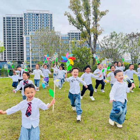 中二班四月开心手册💗