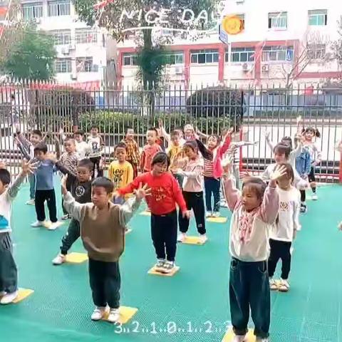 万兴幼儿园学前班第八周精彩回顾