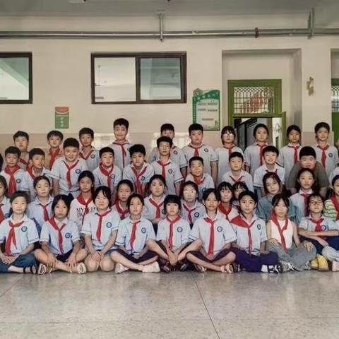 以人为本  全面发展 嵩县第五实验小学四（6）班班主任工作总结