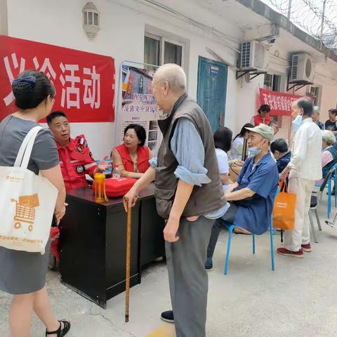 【雁塔区长延堡街道】昌明东路社区一"家庭医生健康义诊"活动