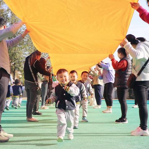 邀秋日之约 见证成长足迹——实验幼儿园教育集团爱心分园对家长开放半日活动