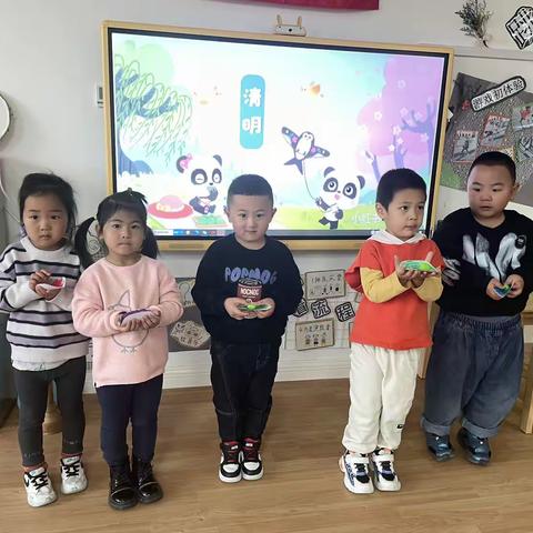 小一班4月份幼儿精彩瞬间