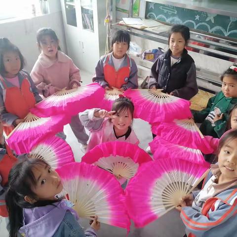 城东小学：乐动童年 舞彩飞扬