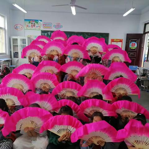 城东小学：梦想起航 轻舞飞扬