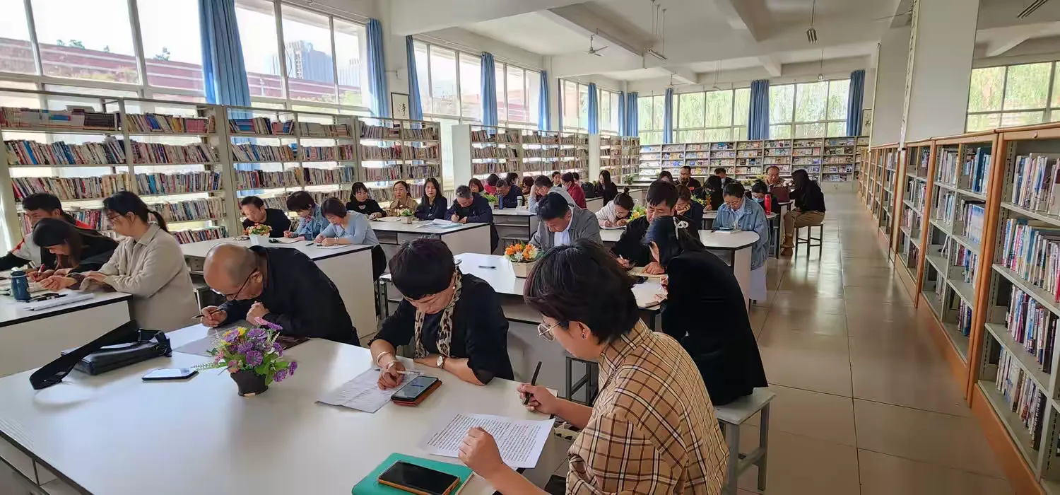 简篇-踵事增华行致远 培风图南创辉煌——初三年级一模教学质量分析会