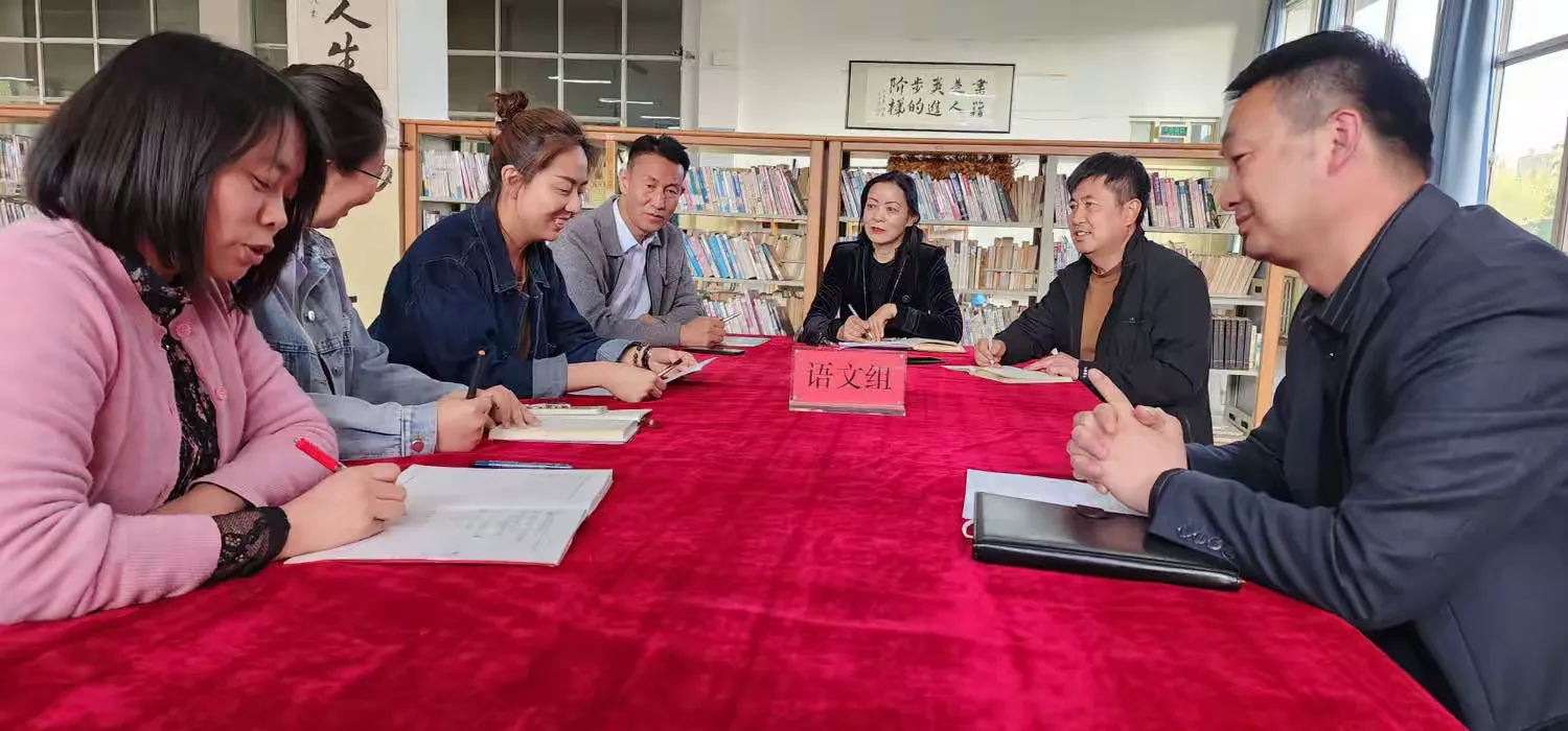 简篇-踵事增华行致远 培风图南创辉煌——初三年级一模教学质量分析会