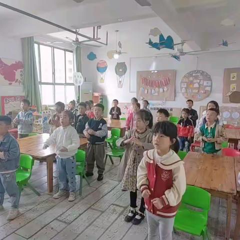 《爱贝儿幼儿园大一班母亲节》