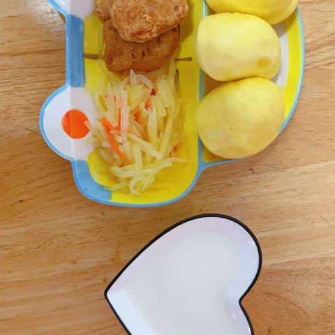 瑞景小学附属幼儿园10月27日美食分享