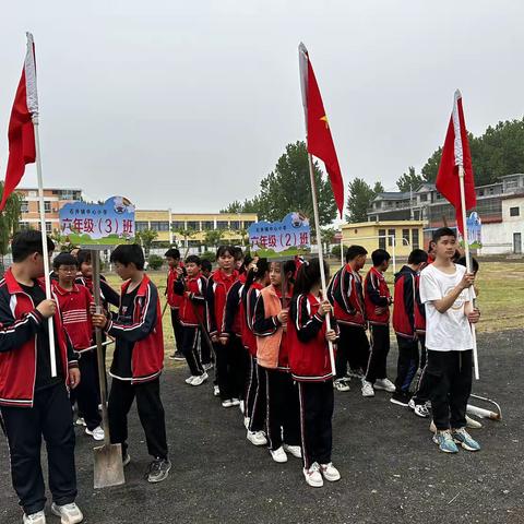 劳动教育助“双减”， 实践课程促发展——石井小学六年级劳动实践课“种花生”活动