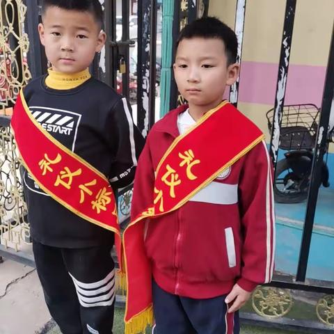 南左良中学附属幼儿园【关爱学生幸福成长】之一晨间接待