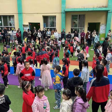 “双向奔赴  为爱而来”新希望幼儿园家长开放日