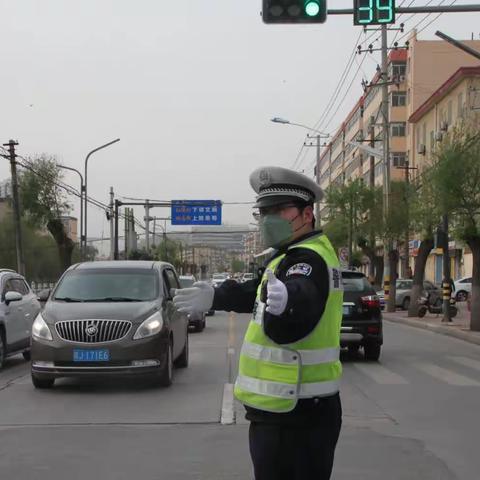 【五一特辑一】铜川交警二大队多措并举，积极应对“五一”出行高峰