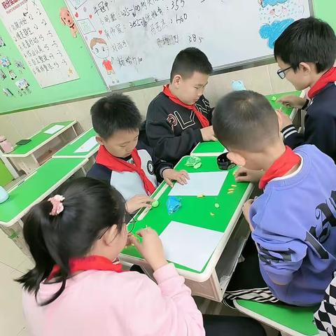 ❤️❤️各位家长早上好！☀️本周是第十三周，以下是这一周三年级孩子们的生活和学习情况！